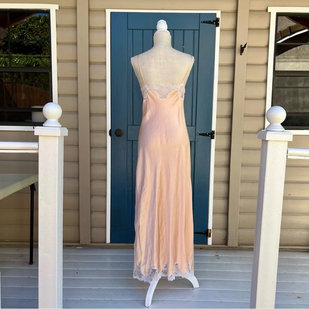 Sold!! - Picture 4 of 8